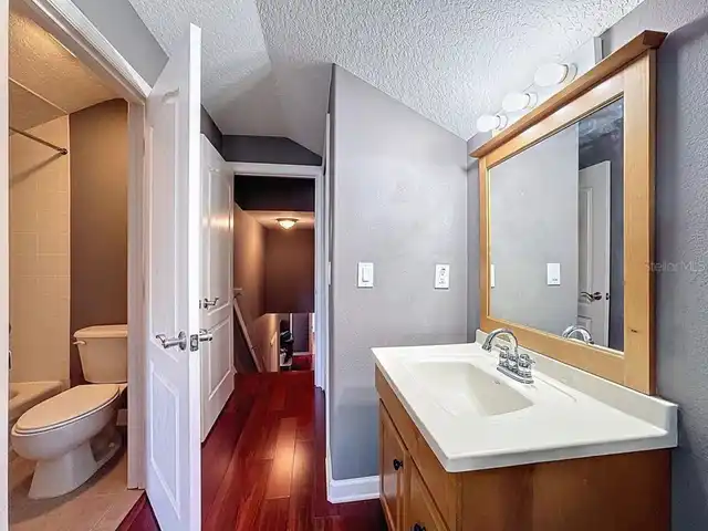 Listing Photo 29