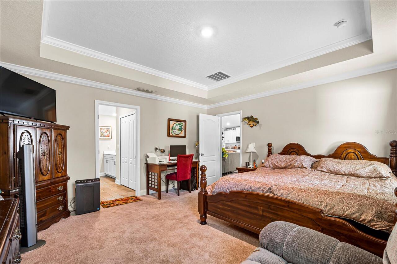 Listing Photo 17