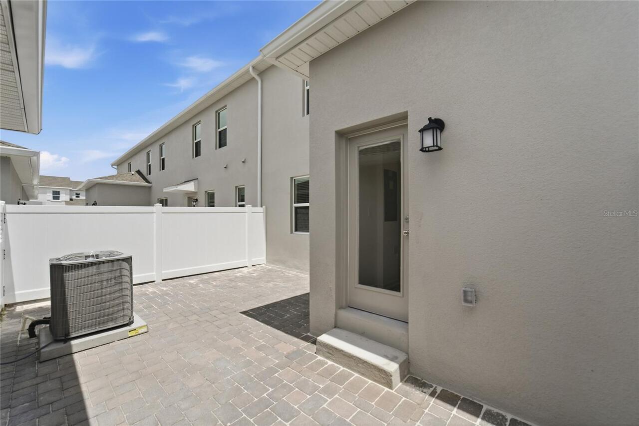 Listing Photo 33