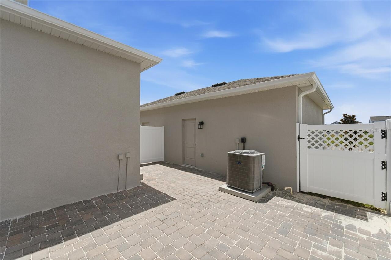 Listing Photo 34