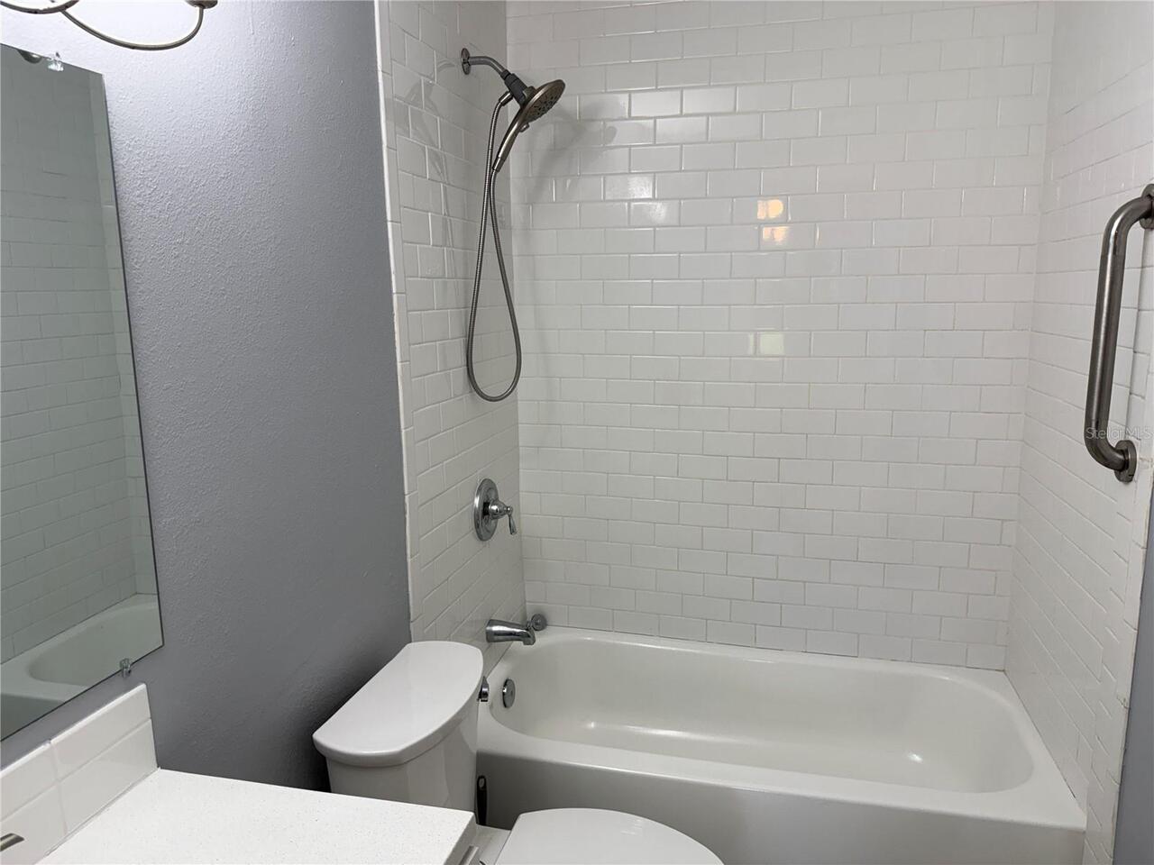 Listing Photo 10