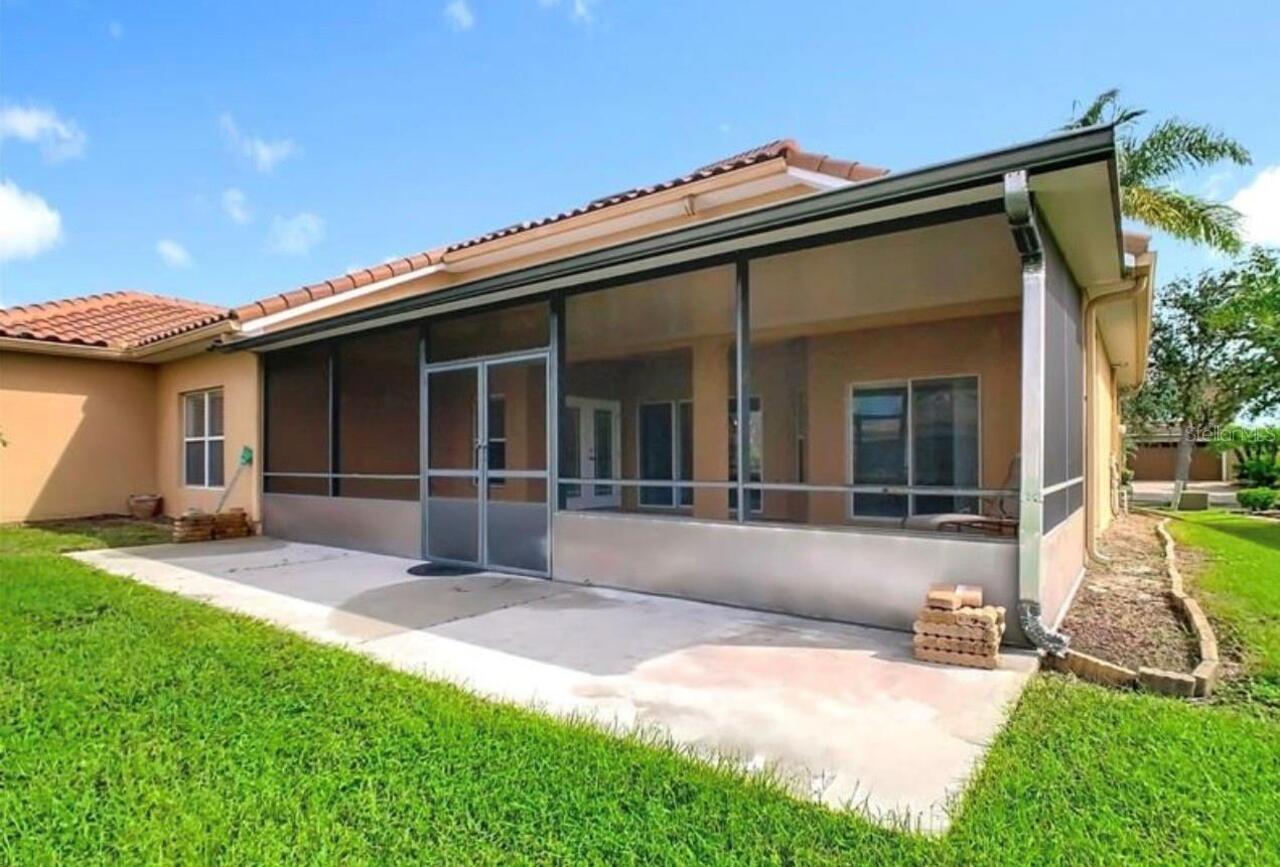 Listing Photo 8
