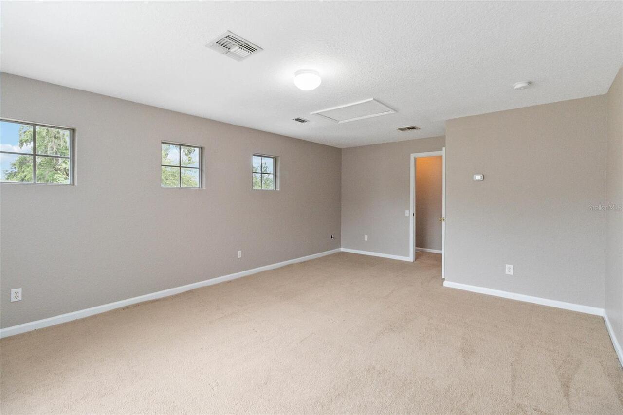 Listing Photo 23