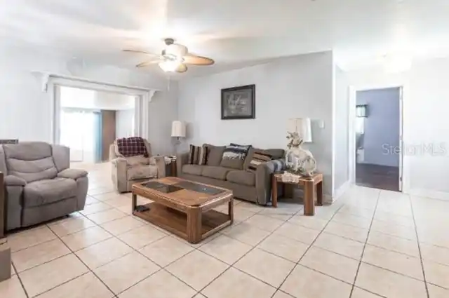 Listing Photo 6