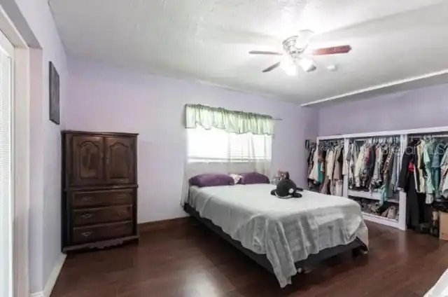 Listing Photo 10