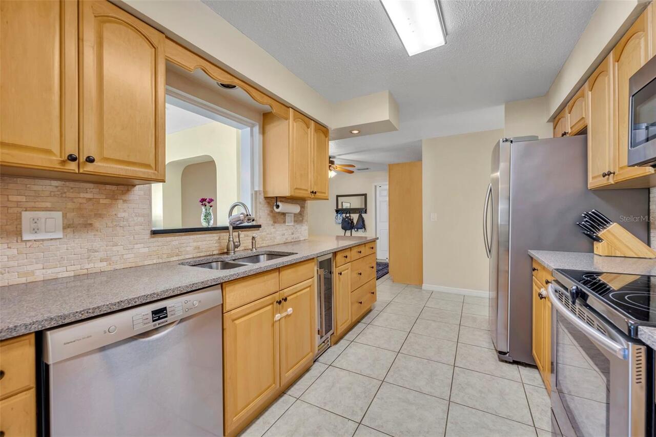 Listing Photo 15