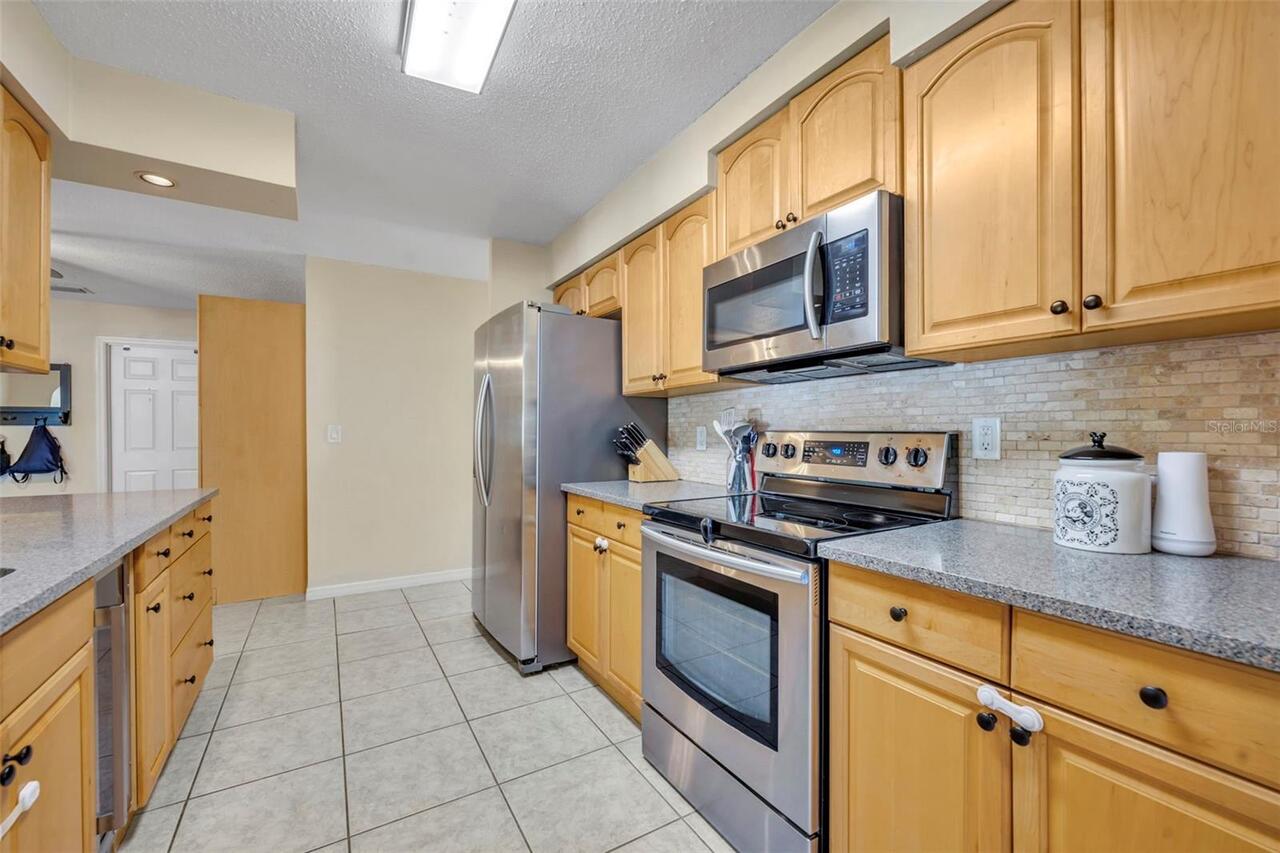 Listing Photo 16