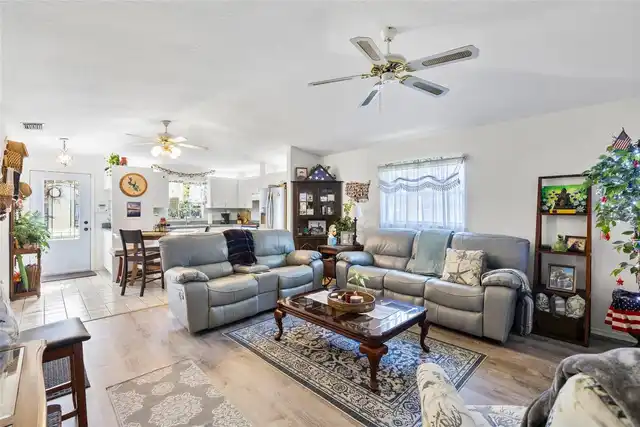 Listing Photo 13