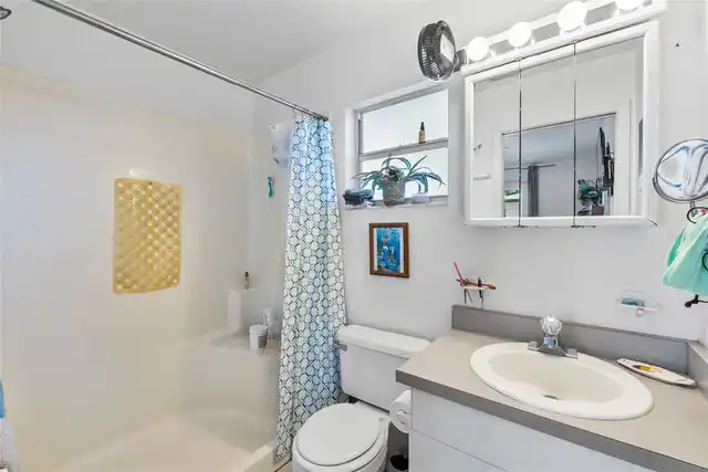 Listing Photo 20
