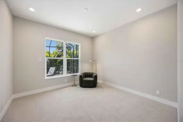 Listing Photo 17