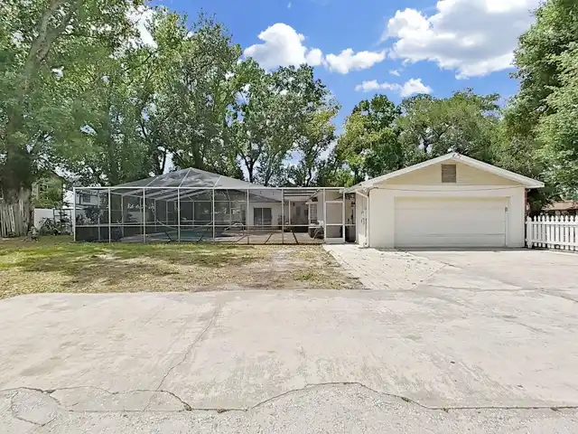 Listing Photo 6