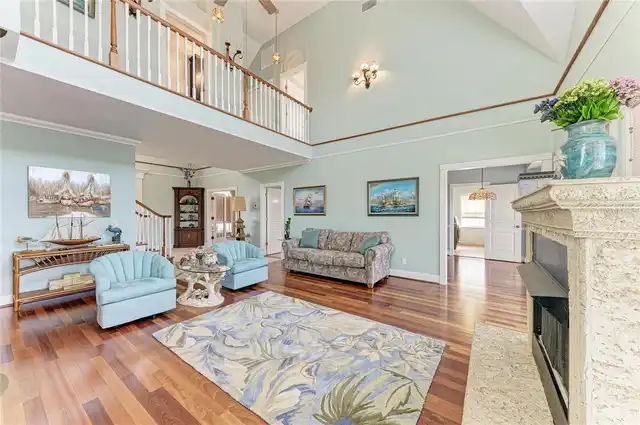 Listing Photo 12