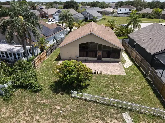 Listing Photo 14