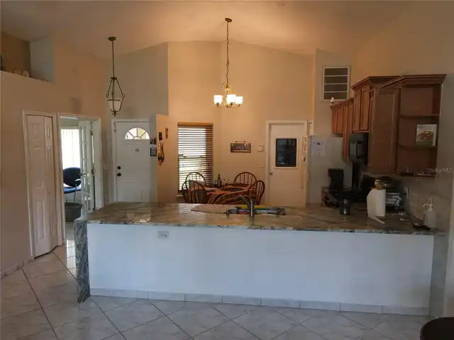 Listing Photo 16