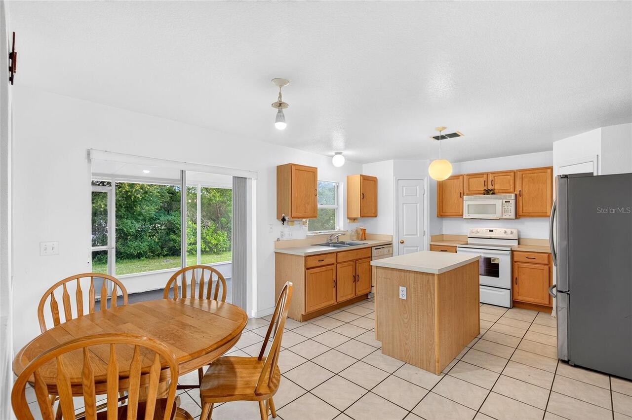 Listing Photo 14