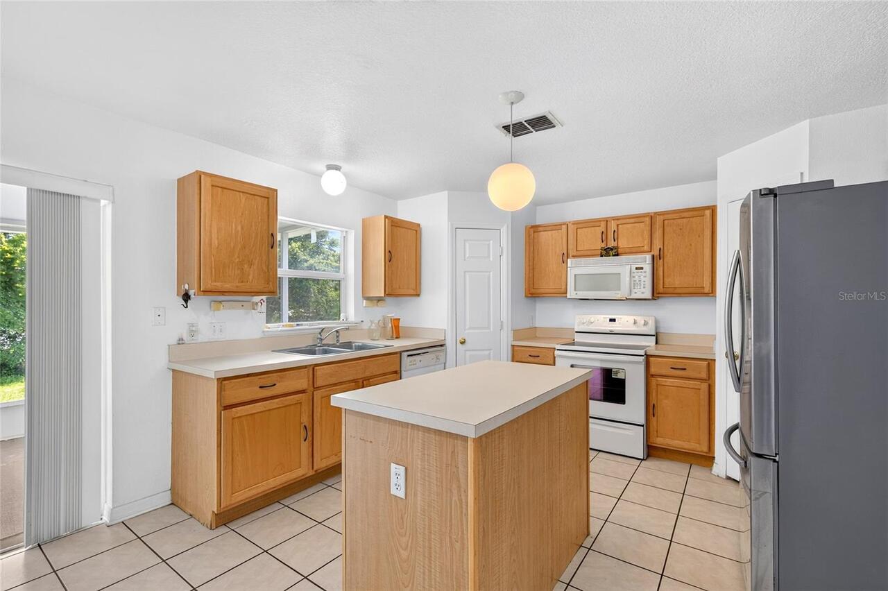 Listing Photo 15