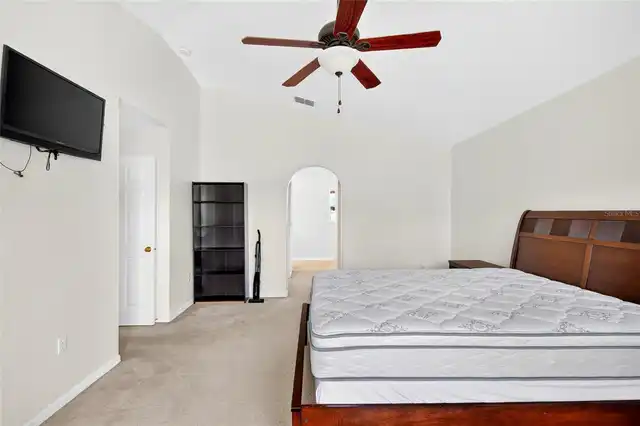 Listing Photo 33