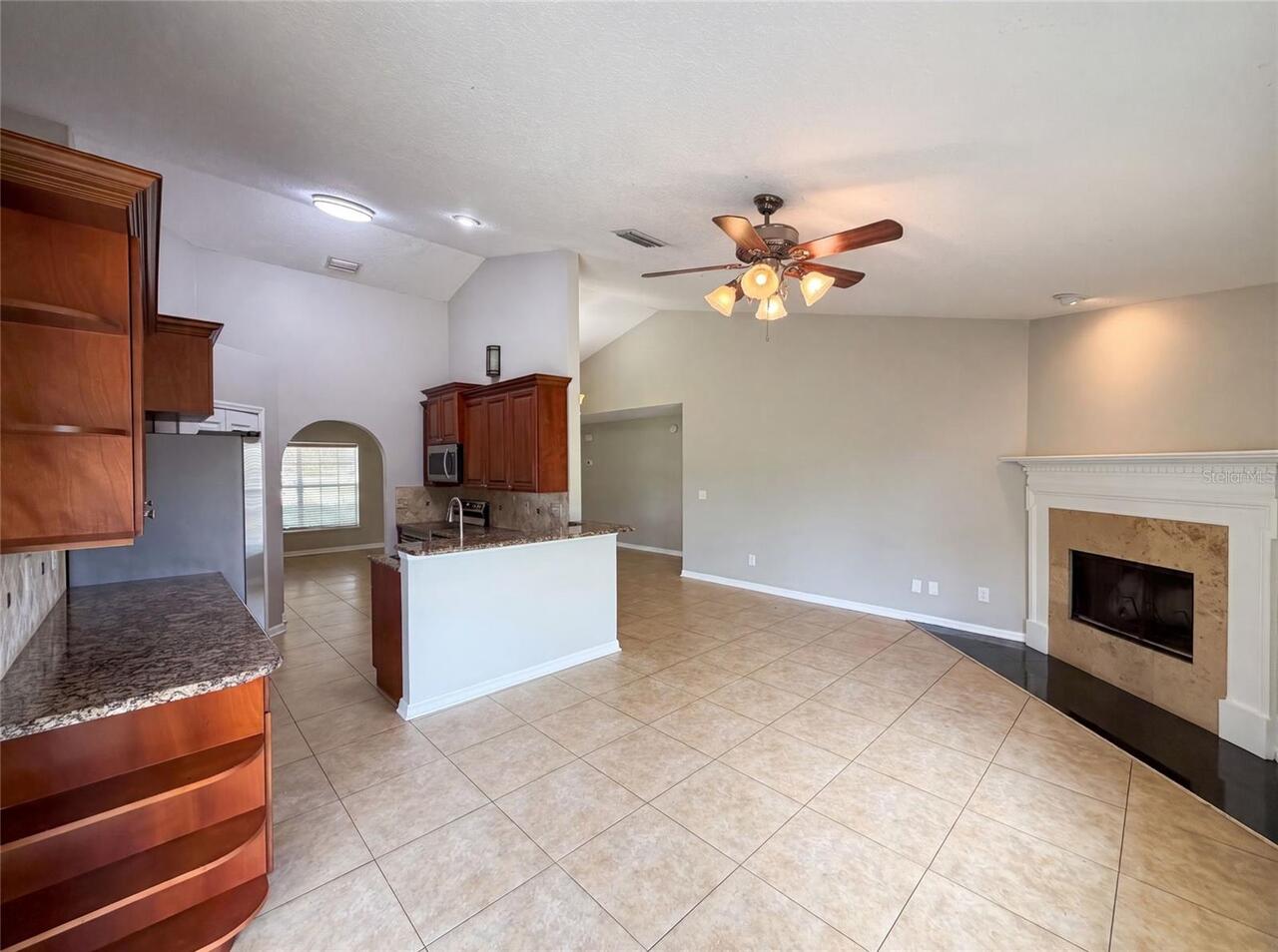 Listing Photo 7