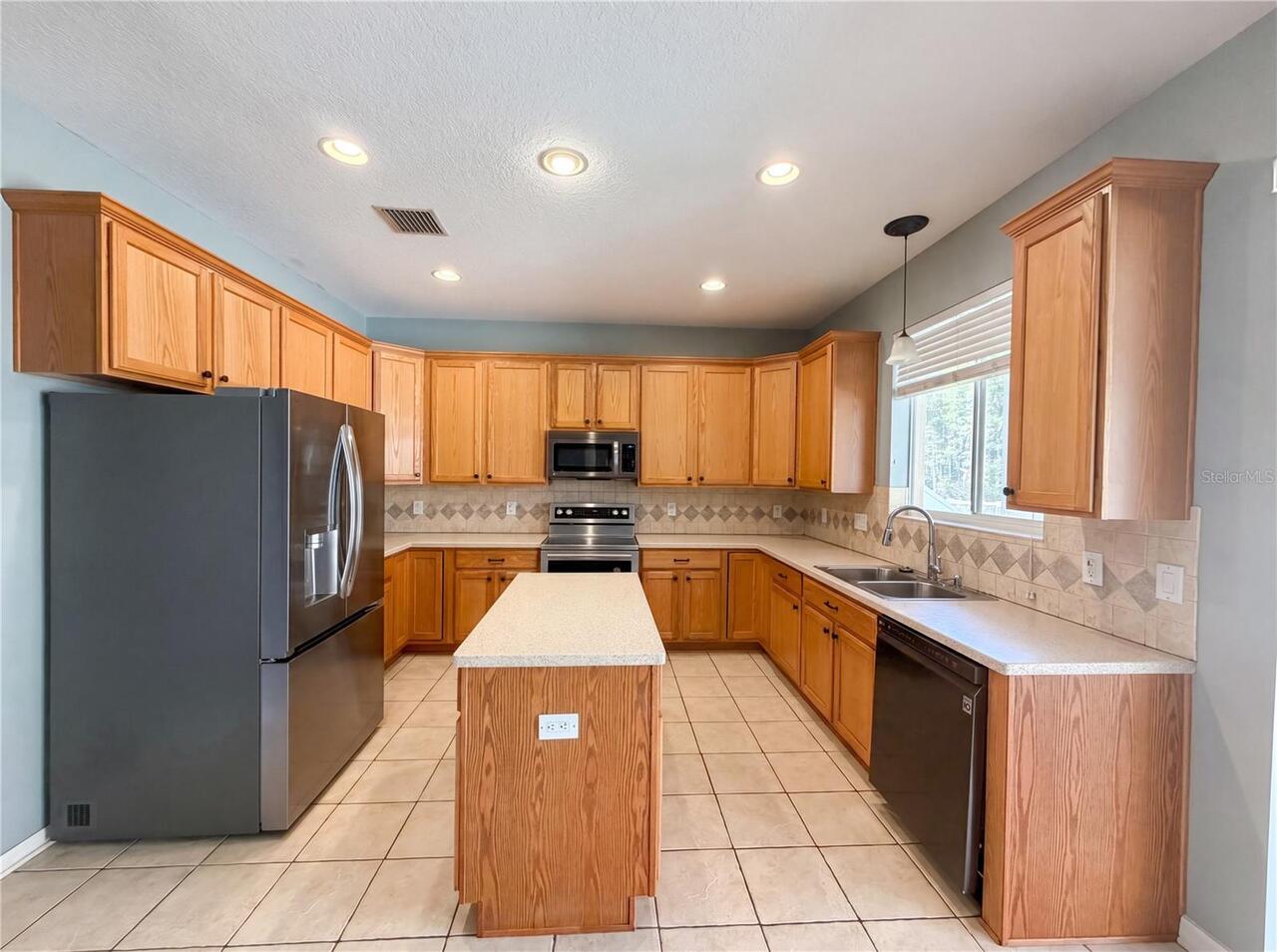 Listing Photo 7