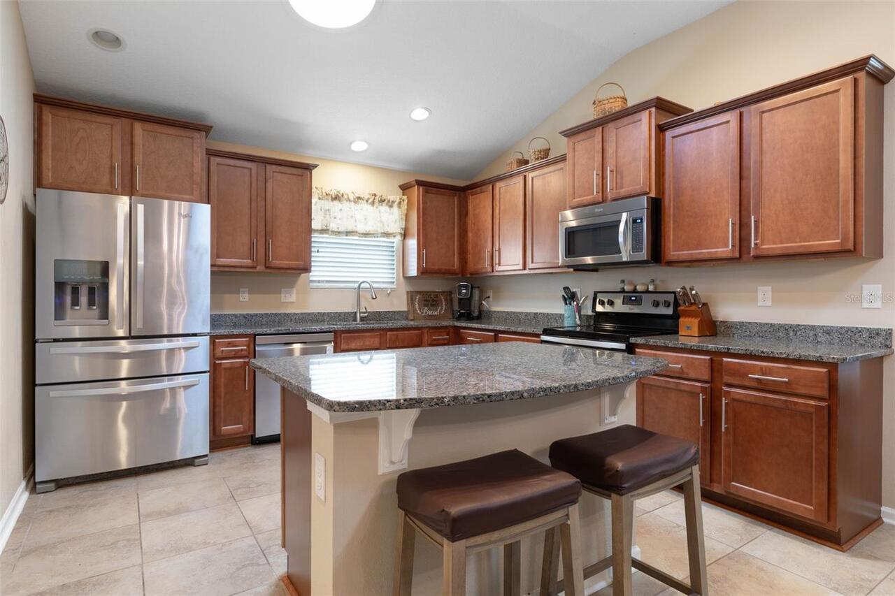 Listing Photo 11