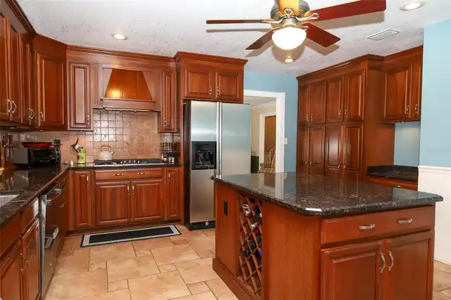 Listing Photo 13