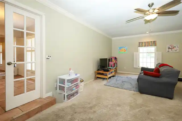 Listing Photo 22