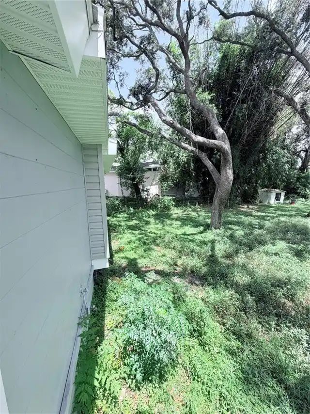 Listing Photo 17