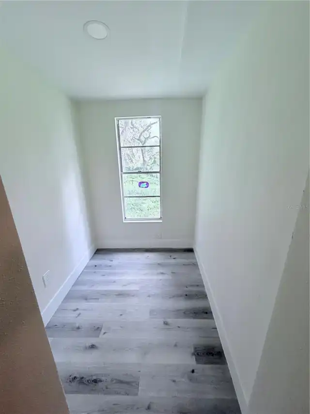 Listing Photo 20