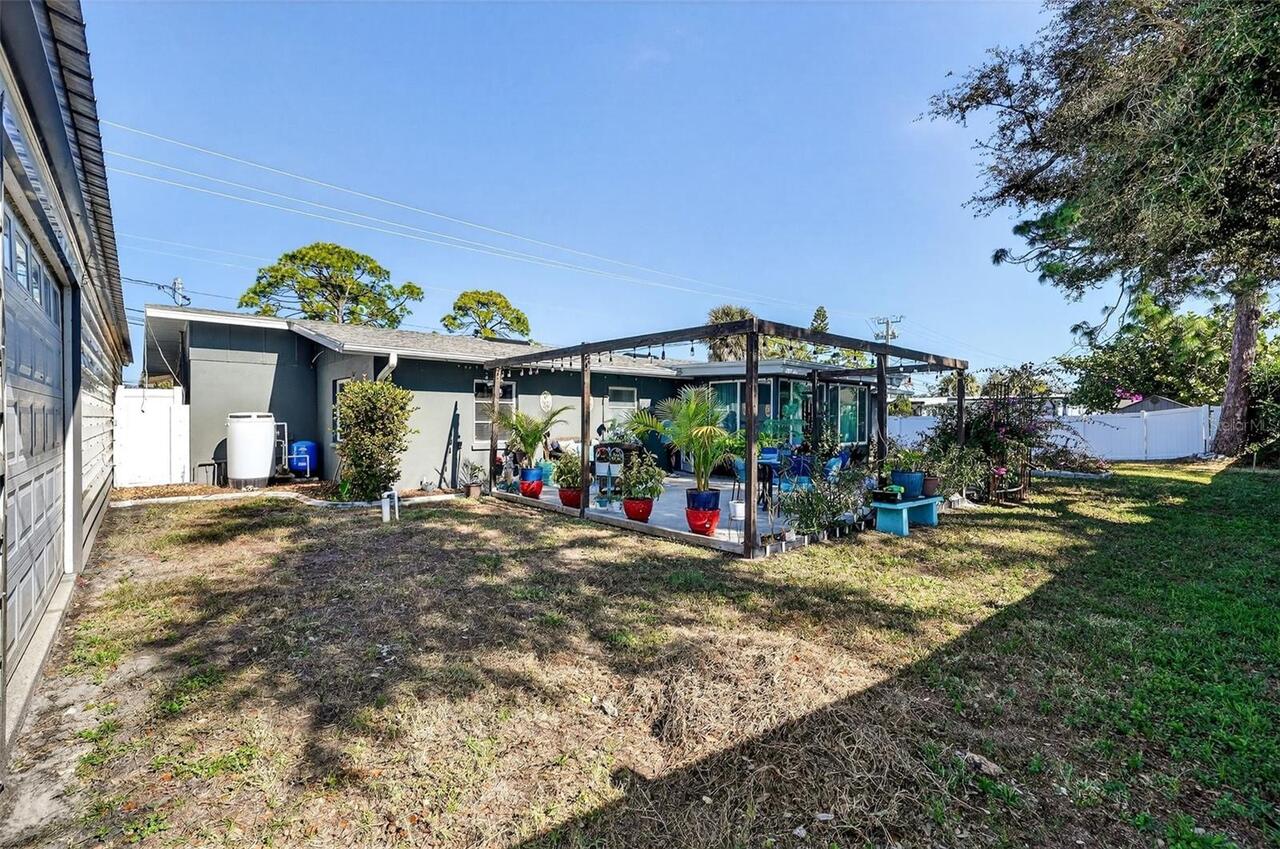 Listing Photo 33