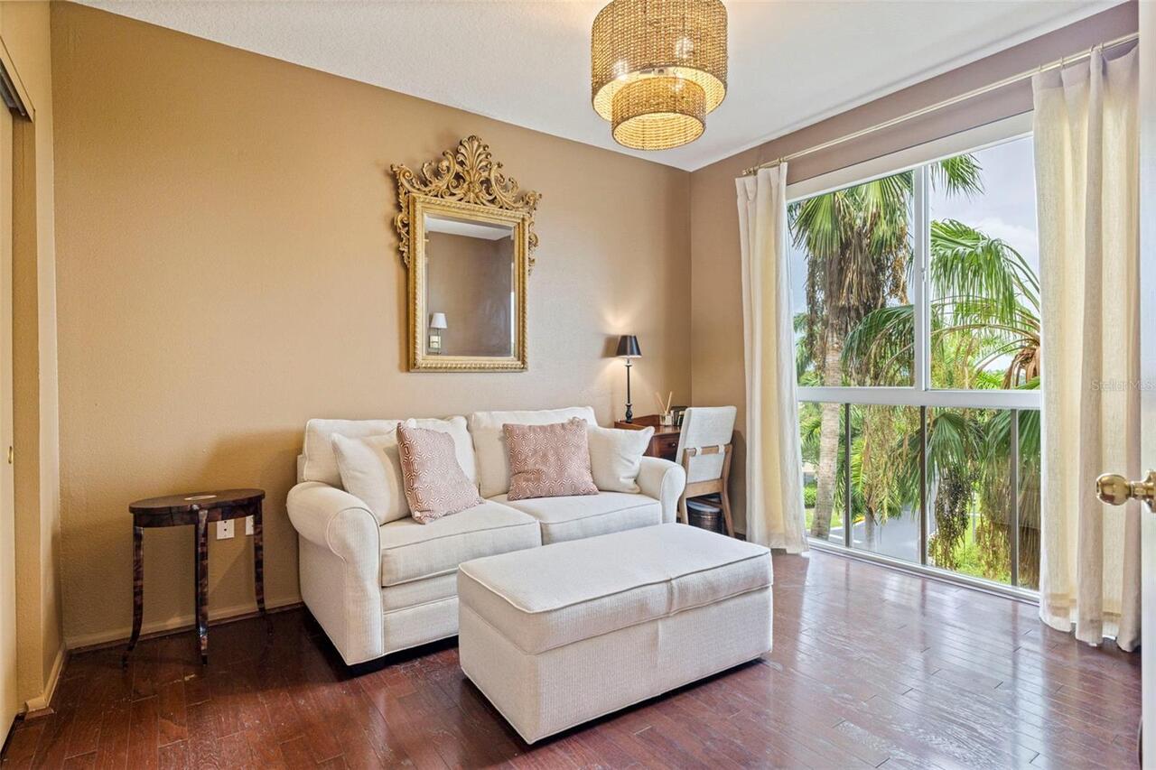 Listing Photo 22