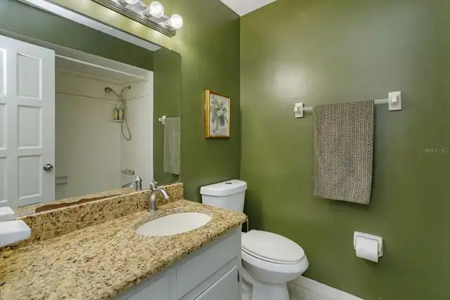 Listing Photo 32