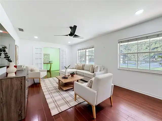 Listing Photo 7