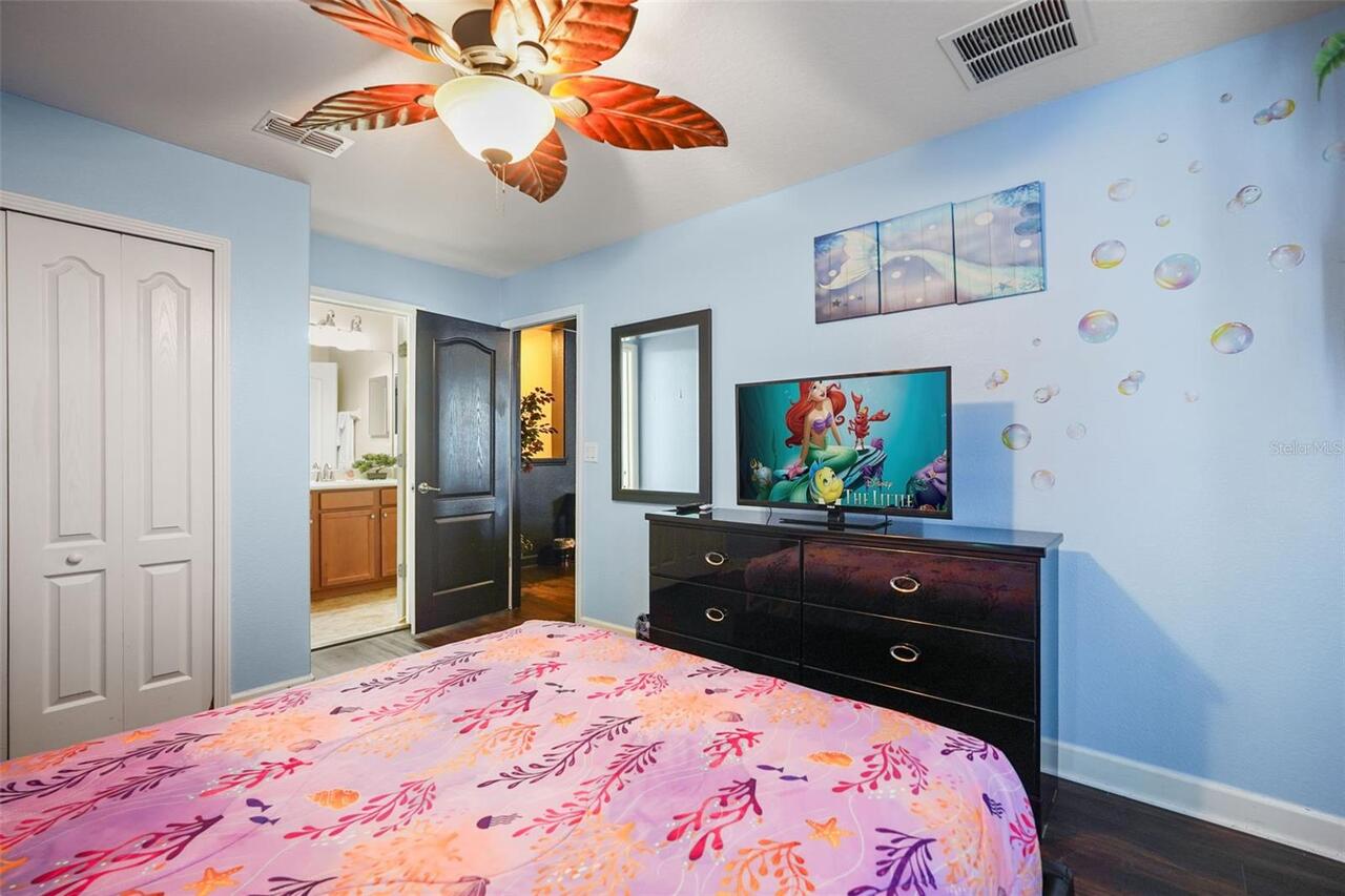 Listing Photo 15