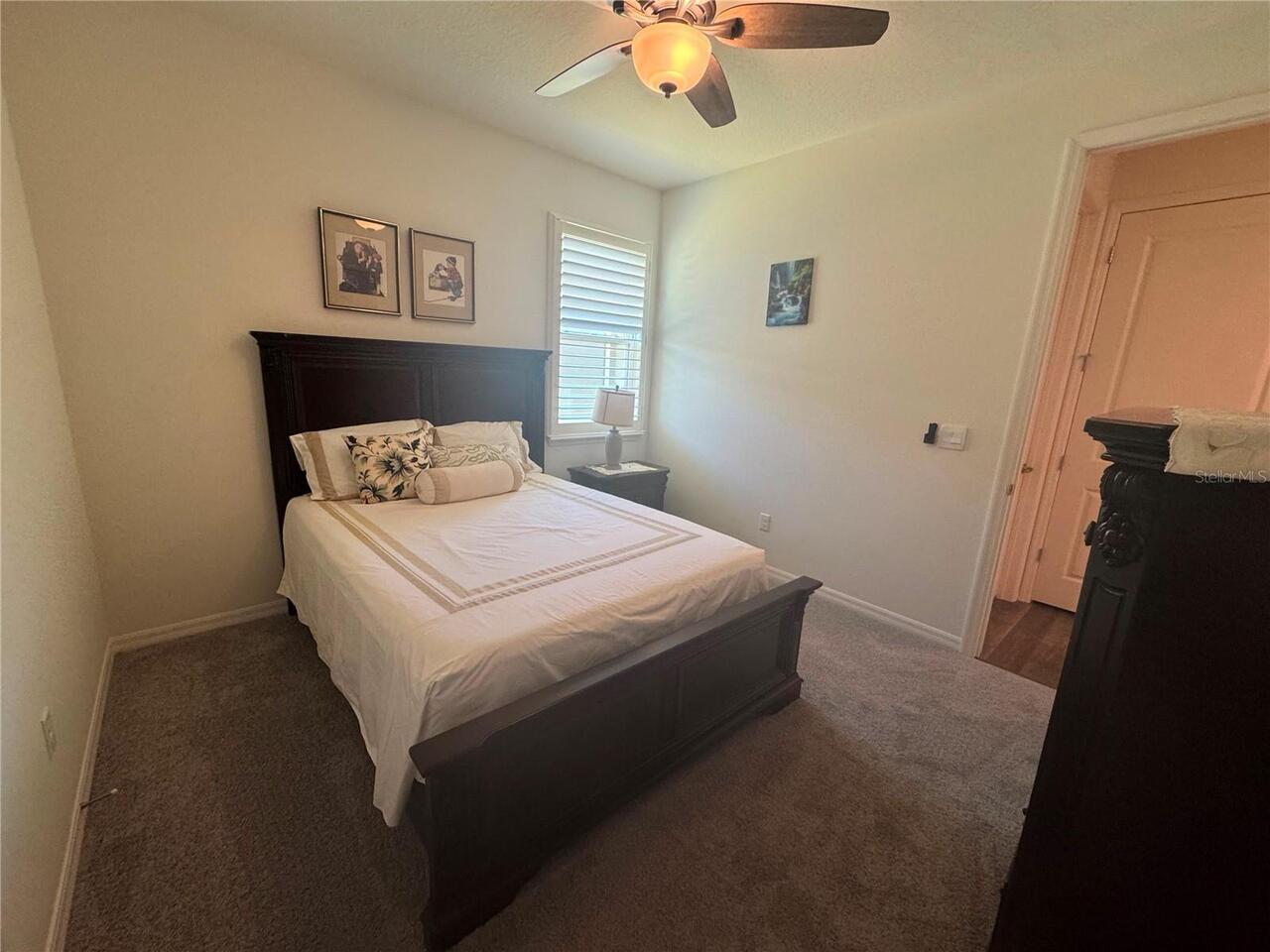 Listing Photo 11