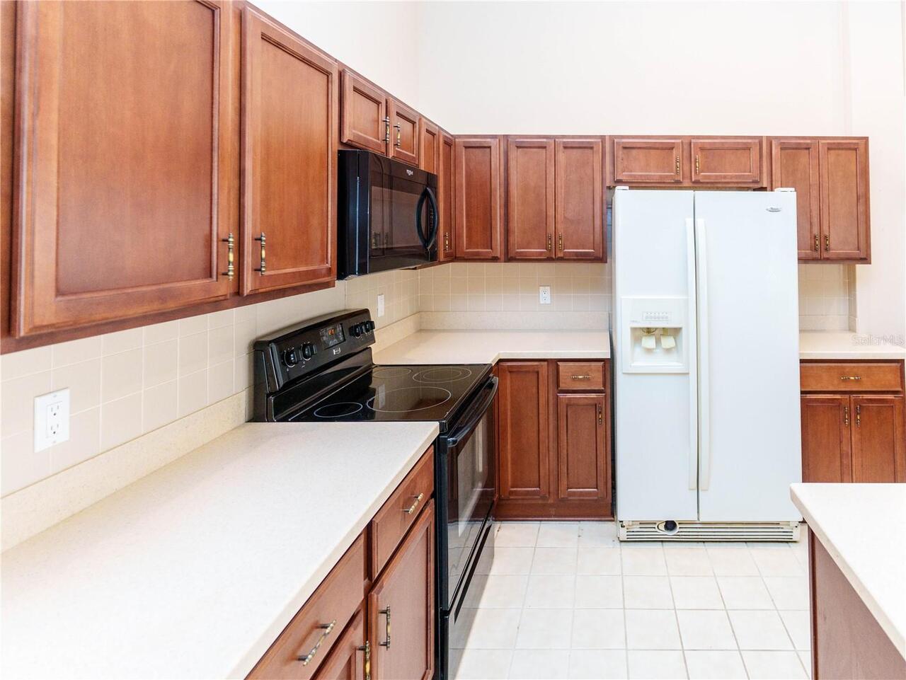 Listing Photo 9