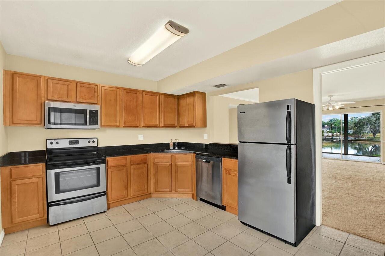 Listing Photo 17