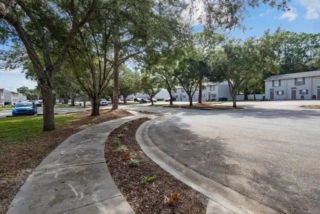 Listing Photo 16