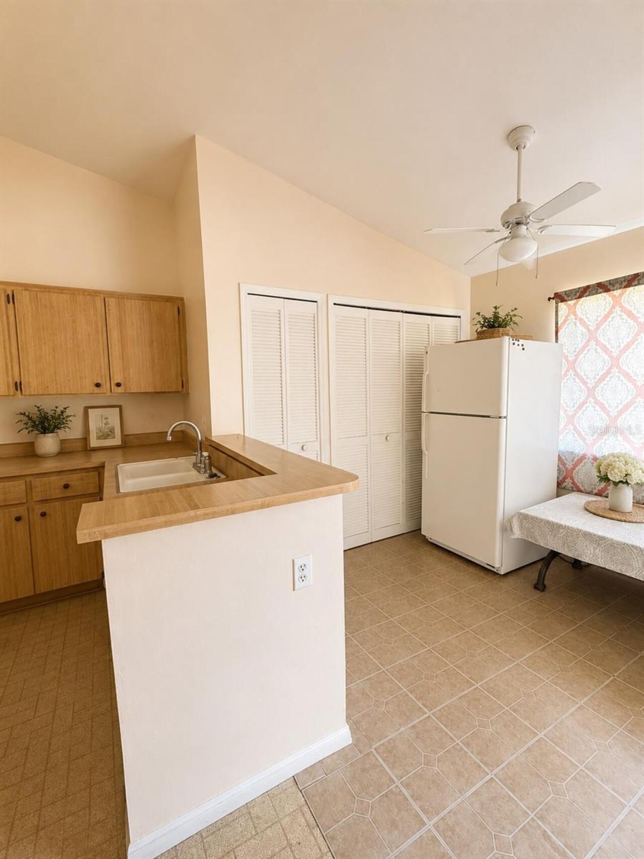 Listing Photo 7