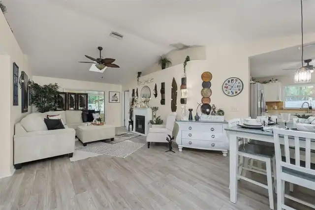 Listing Photo 7