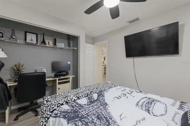 Listing Photo 18