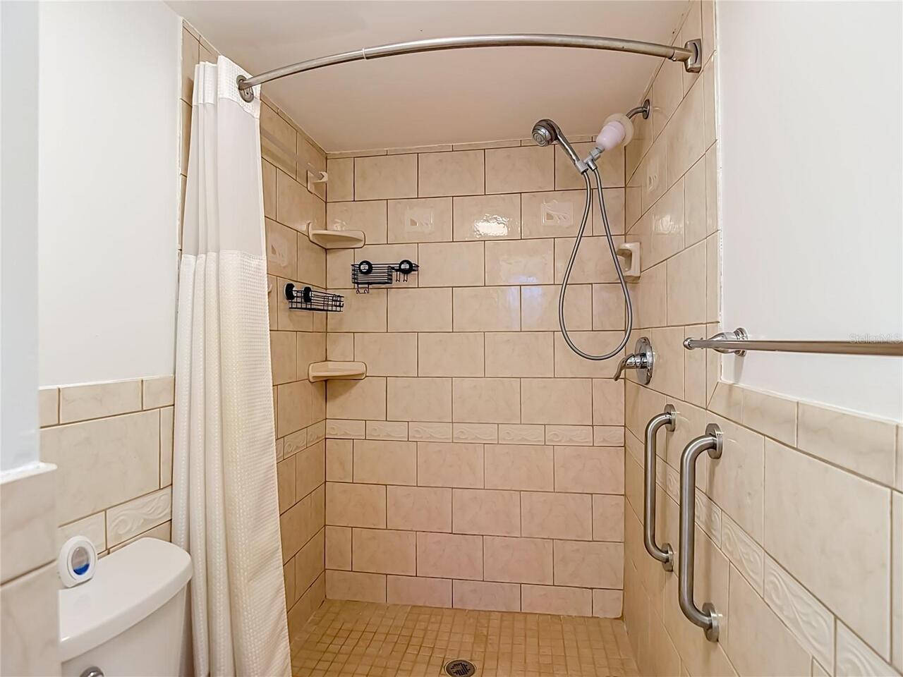 Listing Photo 42