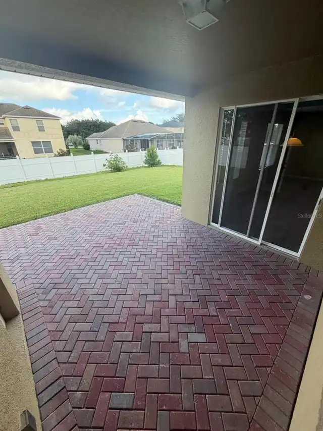 Listing Photo 18