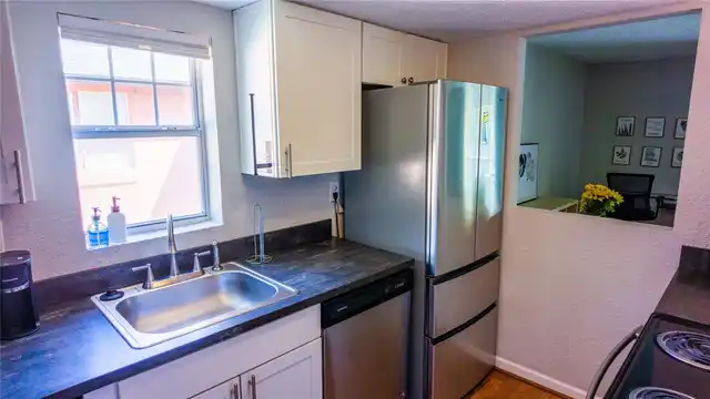 Listing Photo 18