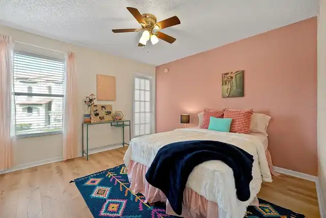 Listing Photo 17