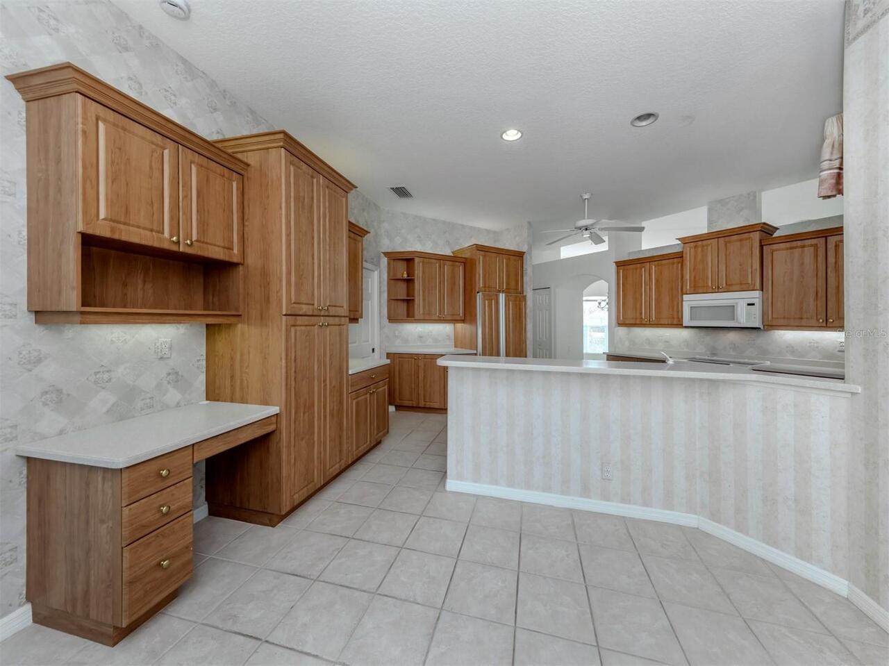 Listing Photo 14