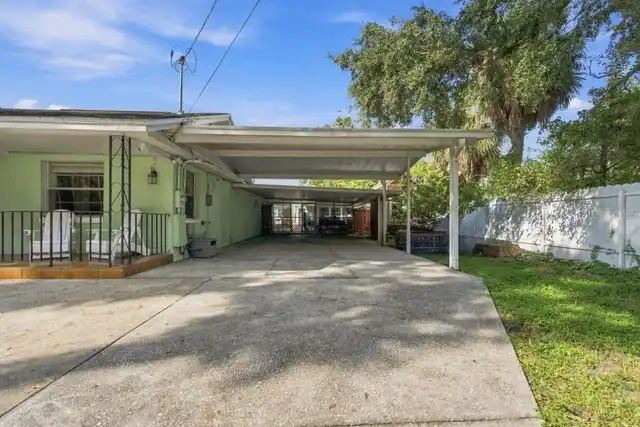 Listing Photo 7