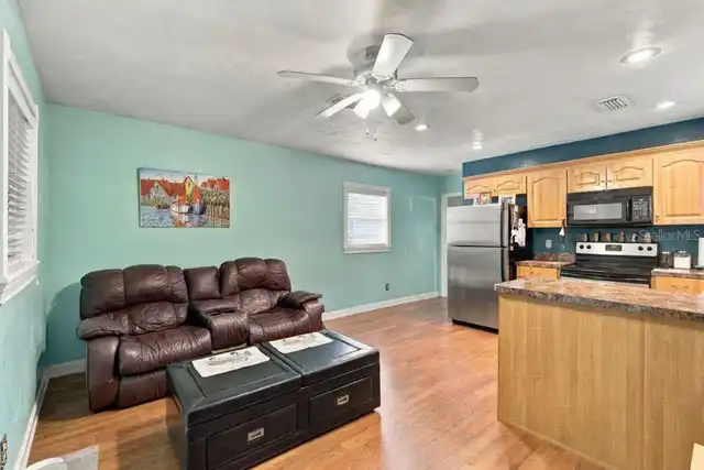 Listing Photo 32