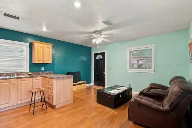 Listing Photo 33