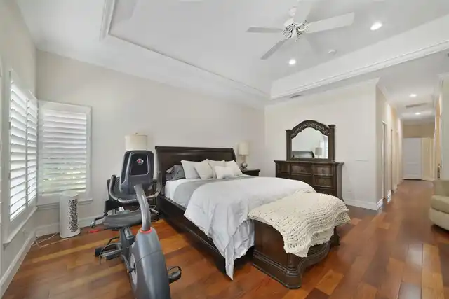Listing Photo 22