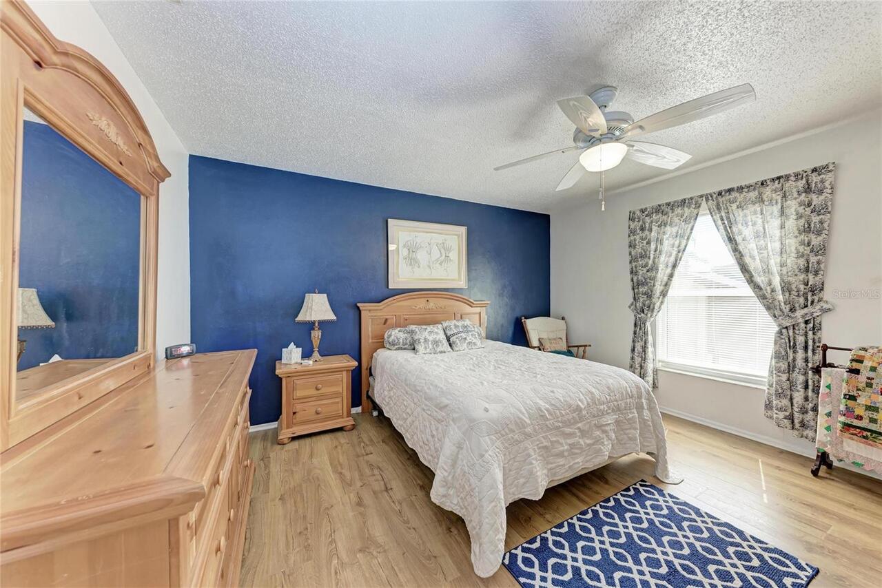 Listing Photo 38